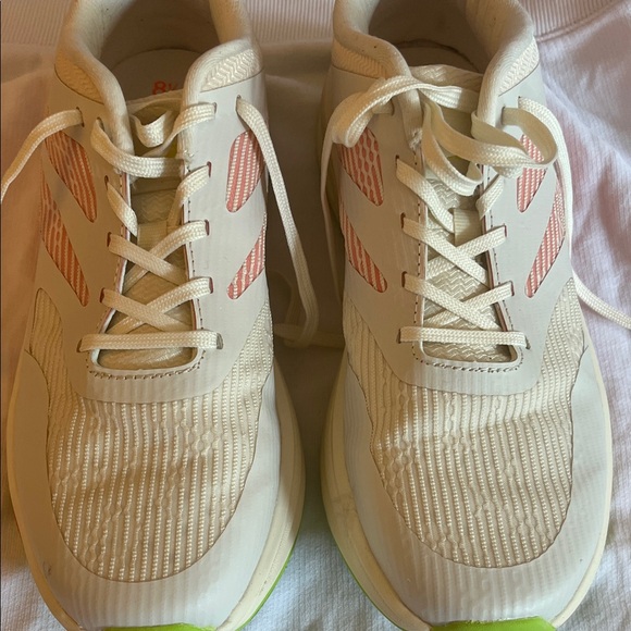 Avia Cream and Pink Athletic Shoes - Picture 1 of 6